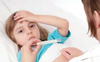 Diarréia hídrica em tratamento infantil de cor amarela