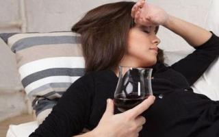 Alcoolismo e suas consequências Consequências do alcoolismo